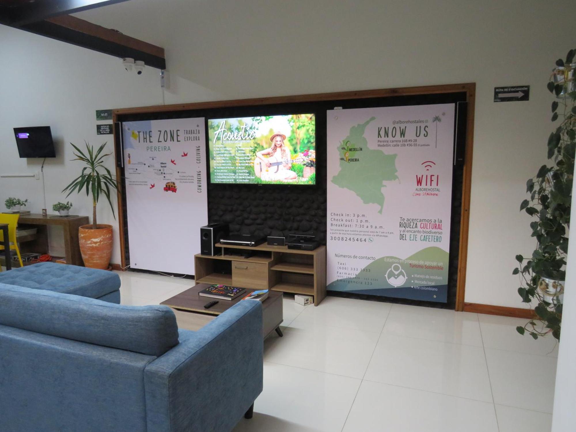 Albore Hostal เปเรย์รา ภายนอก รูปภาพ